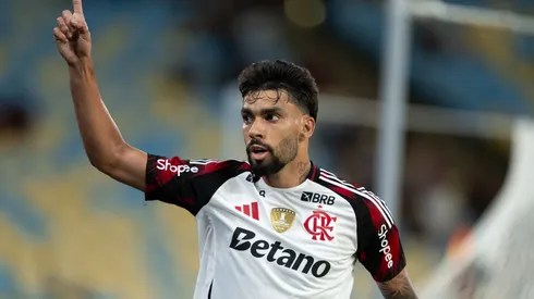 Lucas Paqueta jogador do Flamengo comemora seu gol durante partida contra o Madureira no estadio Maracana pelo campeonato Carioca 2026. Foto: Jorge Rodrigues/AGIF