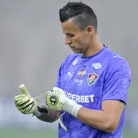 Fluminense avalia mercado para preparar sucessão de Fábio no gol