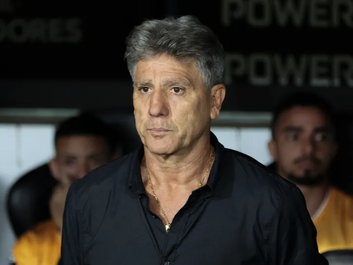 Vasco toma decisão no mercado e busca empréstimos após chegada de Renato Gaúcho