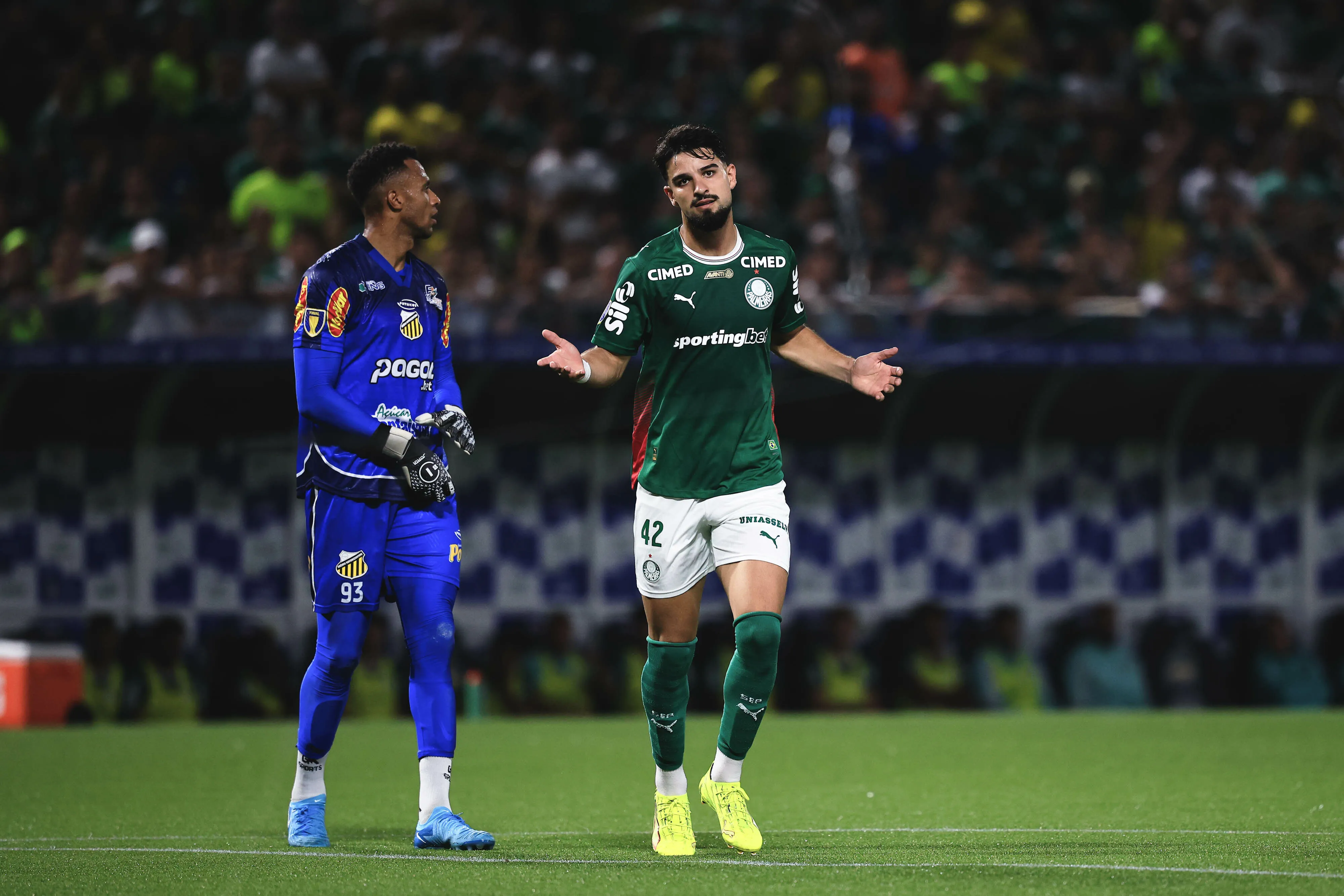 Flaco Lopez jogador do Palmeiras lamenta durante partida contra o Novorizontino no estadio Arena Barueri pelo campeonato Paulista 2026. Foto: Ettore Chiereguini/AGIF