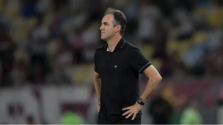 Leo Conde jogador do Fluminense durante partida contra o Ceara no estadio Maracana pelo campeonato Brasileiro A 2025. Foto: Thiago Ribeiro/AGIF