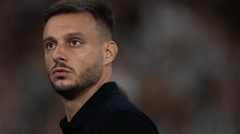 Martin Anselmi tecnico do Botafogo durante partida contra o Nacional Potosi no estadio Engenhao pelo campeonato Copa Libertadores 2026. Foto: Jorge Rodrigues/AGIF