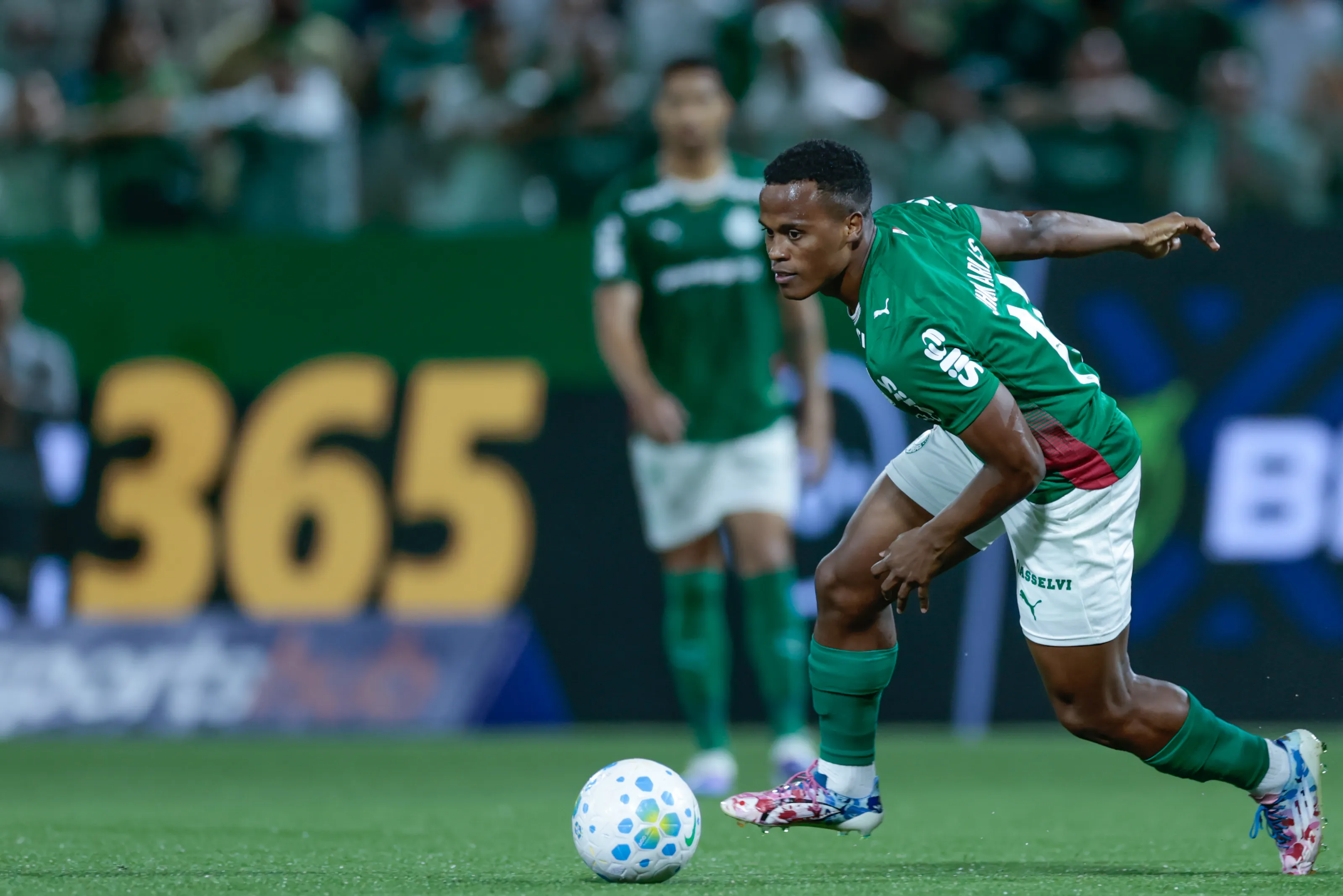 Jhon Arias jogador do Palmeiras durante partida contra o Fluminense no estadio Arena Barueri pelo campeonato Brasileiro A 2026. Foto: Marcello Zambrana/AGIF