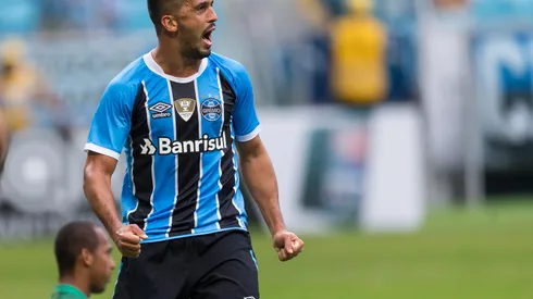 RS – Porto Alegre – 08/04/2017 – Gaucho 2017, Gremio x Veranopolis – Jogador Edilson comemora gol do Gremio durante partida na Arena do Gremio. Foto: Jeferson Guareze/AGIF