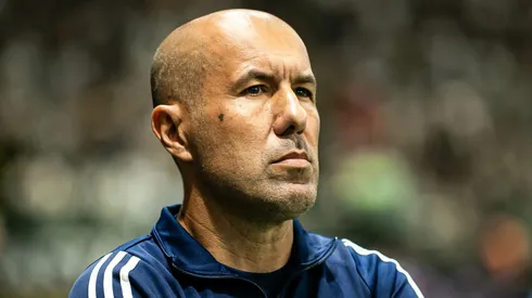 Leonardo Jardim tecnico do Cruzeiro durante partida contra o Atletico-MG no estadio Arena MRV pelo campeonato Copa Do Brasil 2025.