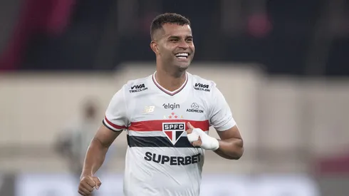 Alisson jogador do Sao Paulo durante partida contra o Botafogo no estadio Engenhao pelo campeonato Brasileiro A 2025. Foto: Thiago Ribeiro/AGIF