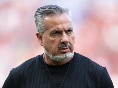 Flamengo deve demitir Boto, Edu e Fábio podem substituí-lo