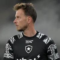 Corinthians ainda não está convencido sobre contratar Neto, do Botafogo