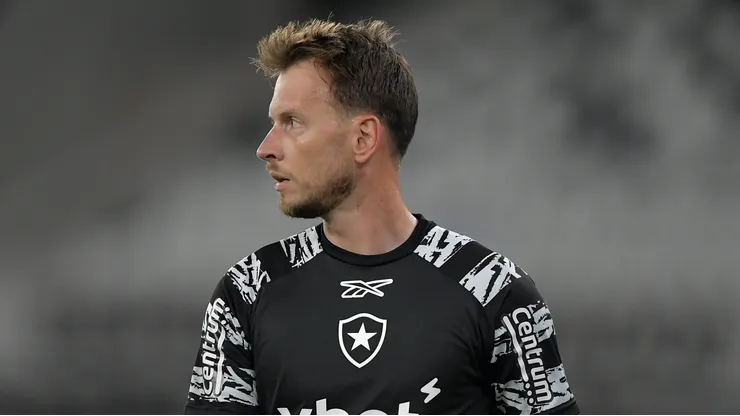 Neto ainda gera dúvidas no Corinthians.