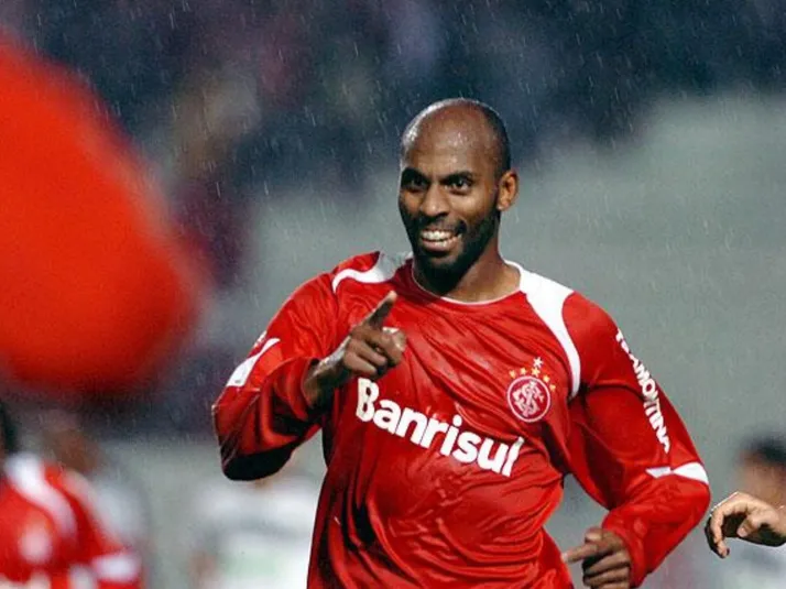 Ex-atacante Christian é condenado desviar R$ 260 mil do Inter