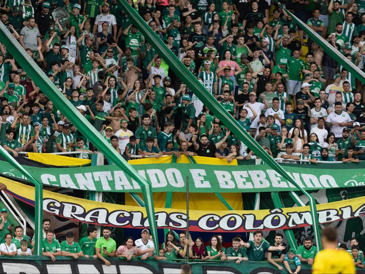 Chapecoense pede que torcida não invada o campo em final
