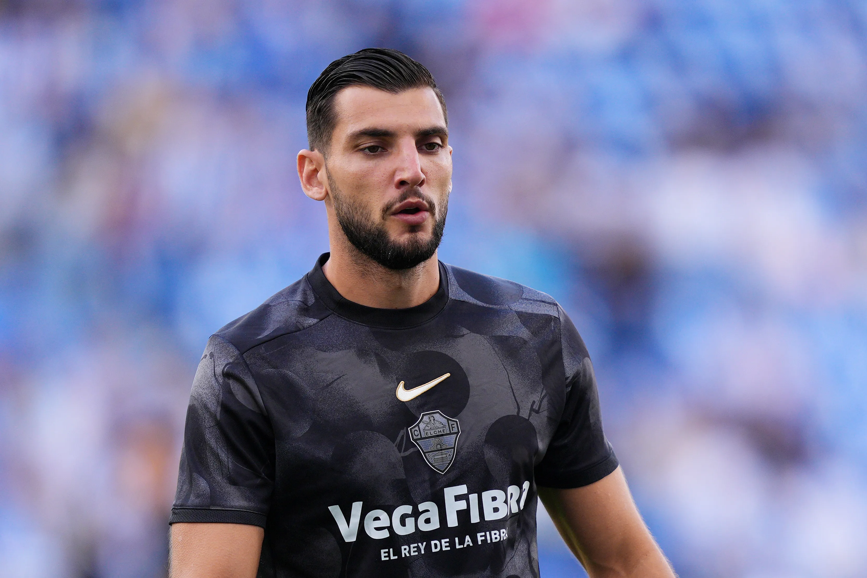 BARCELONA, SPAIN – OCTOBER 25: Rafa Mir of Elche CF looks on prior to the LaLiga EA Sports match between RCD Espanyol de Barcelona and Elche CF at RCDE Stadium on October 25, 2025 in Barcelona, Spain. (Photo by Pedro Salado/Getty Images)