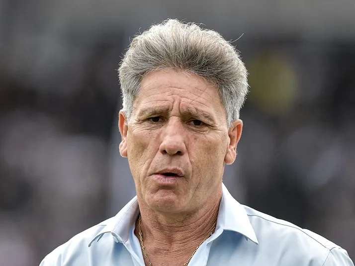 Renato Gaúcho chega ao Vasco e melhora clima no CT