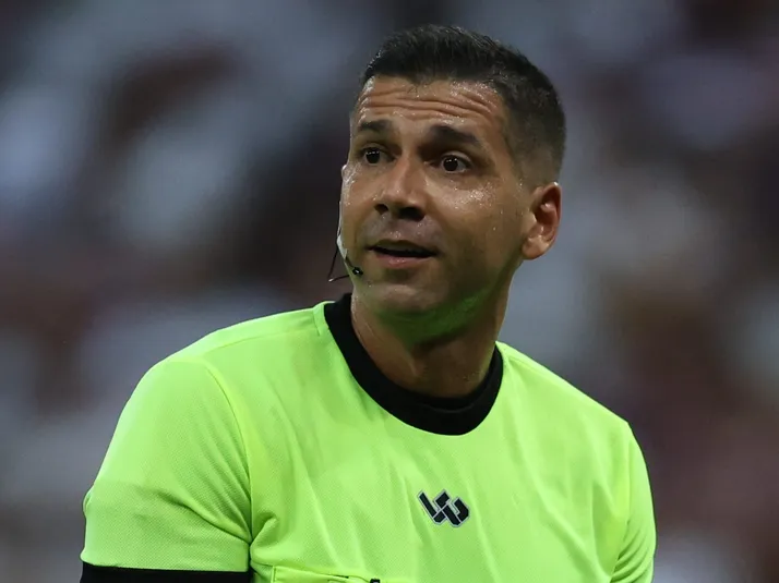 Fluminense x Flamengo: Bruno Arleu vai apitar o clássico carioca