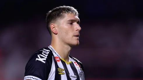 Situação de Rollheiser será analisada no Santos.