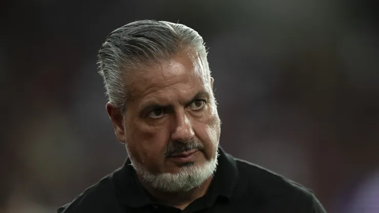 Boto será demitido do Flamengo.