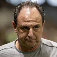 Ceni define Acevedo como titular do Bahia na final do Baiano