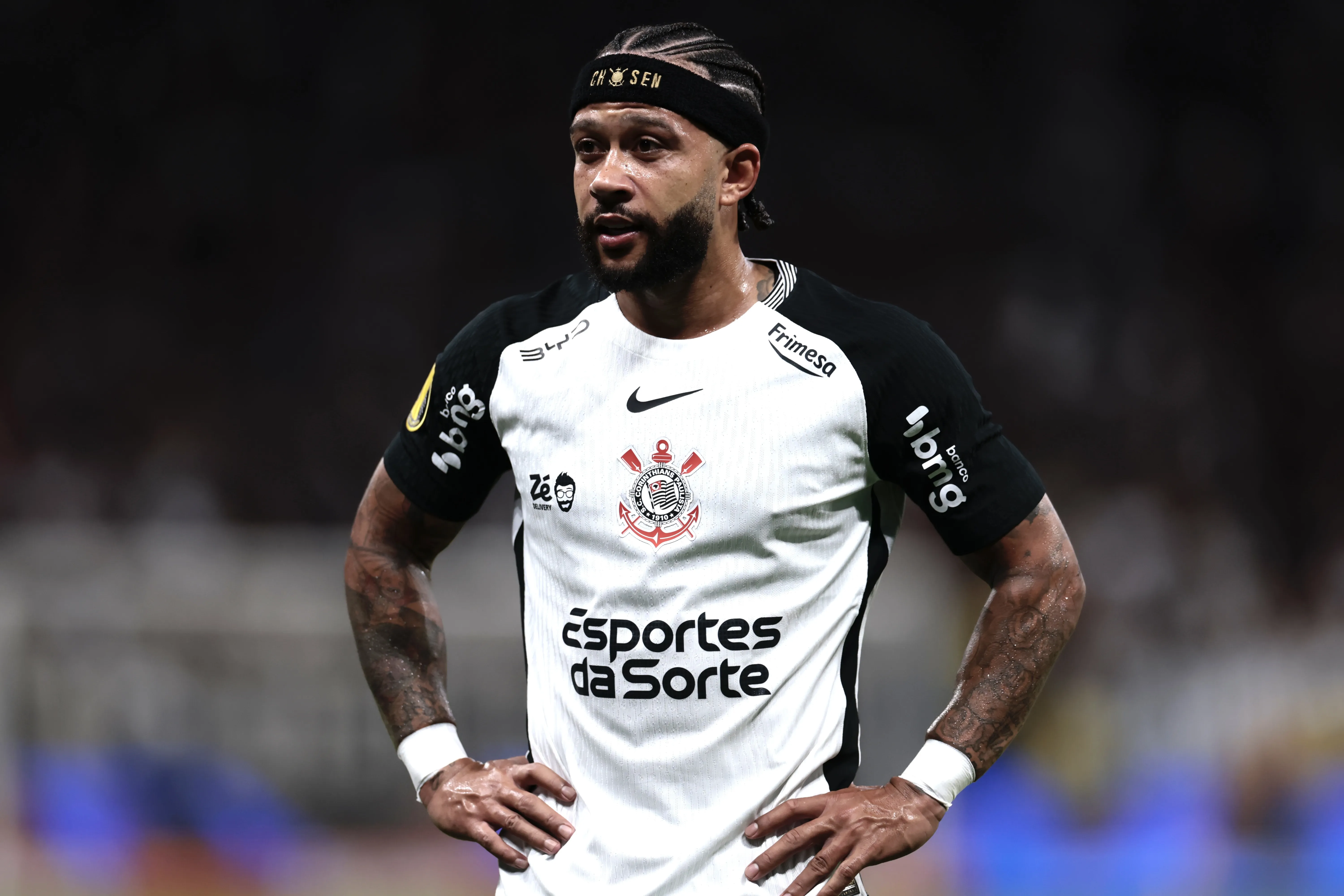 Memphis Depay jogador do Corinthians durante partida contra o Palmeiras no estadio Arena Corinthians pelo campeonato Paulista 2026. Foto: Marcello Zambrana/AGIF