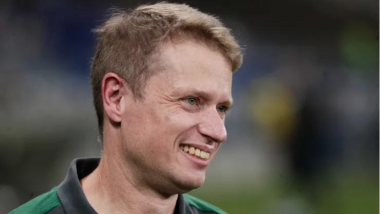Fernando Seabra tecnico do Coritiba durante partida contra o Cruzeiro no estadio Mineirao pelo campeonato Brasileiro A 2026. Foto: Fernando Moreno/AGIF