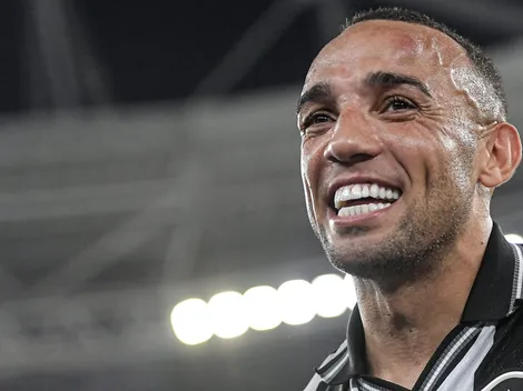 Marçal projeta retorno antecipado ao Botafogo após lesão