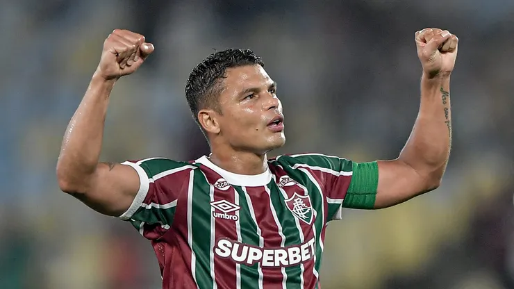 Thiago Silva manda recado ao Fluminense