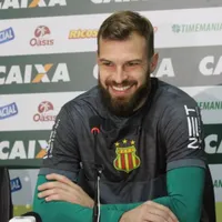 Gustavo Busatto, ex-Grêmio, é anunciado pelo Caxias