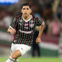 Savarino manda a real e projeta Fluminense x Flamengo