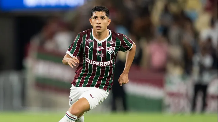 Savarino jogador do Fluminense durante partida contra o Vasco no estadio Maracana pelo campeonato Carioca 2026. Foto: Jorge Rodrigues/AGIF