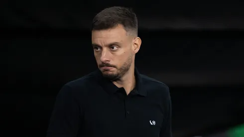 Martin Anselmi tecnico do Botafogo durante partida contra o Nacional Potosi no estadio Engenhao pelo campeonato Copa Libertadores 2026. Foto: Jorge Rodrigues/AGIF

