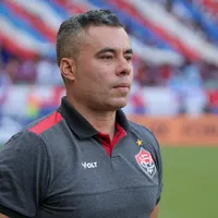 Jair Ventura defende planejamento do Vitória para 2026