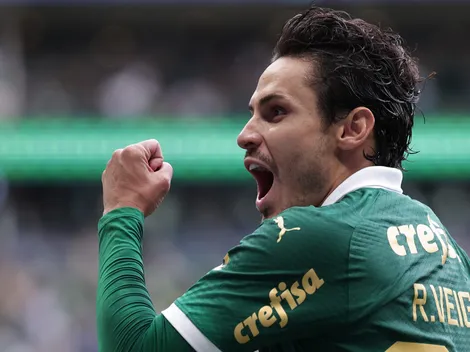 Raphael Veiga reage nas redes sociais após título do Palmeiras