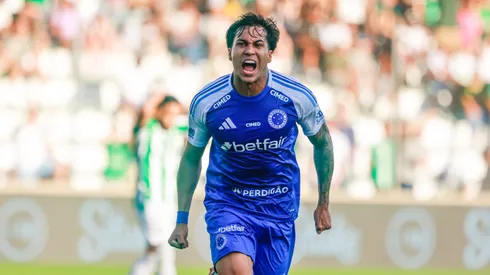 RS – CAXIAS DO SUL – 20/11/2025 – BRASILEIRO A 2025, JUVENTUDE X CRUZEIRO – Kaio Jorge jogador do Cruzeiro comemora seu gol durante partida contra o Juventude no estadio Alfredo Jaconi pelo campeonato Brasileiro A 2025. Foto: Luiz Erbes/AGIF
