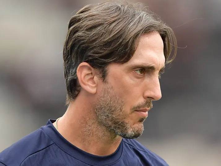 Jogadores do Fluminense ignoram pedido de Zubeldía