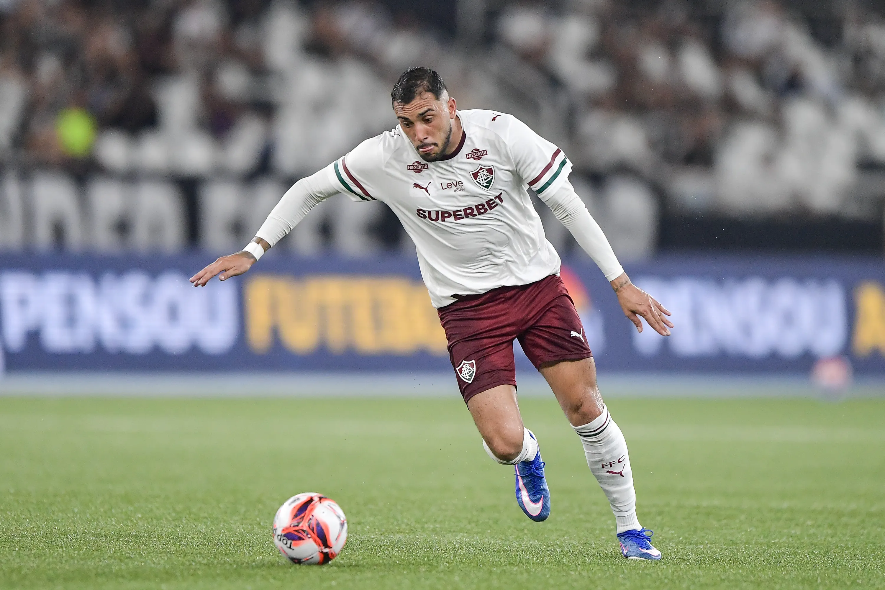 Freytes jogador do Fluminense durante partida contra o Vasco no estadio Engenhao pelo campeonato Carioca 2026. Foto: Thiago Ribeiro/AGIF