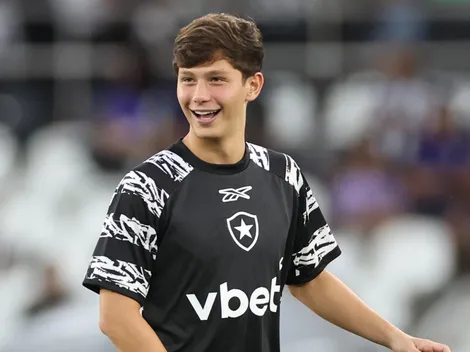 Arthur Novaes celebra chances com Anselmi no Botafogo