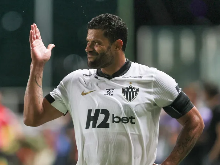 Hulk pede desculpas às torcidas de Atlético-MG e Cruzeiro