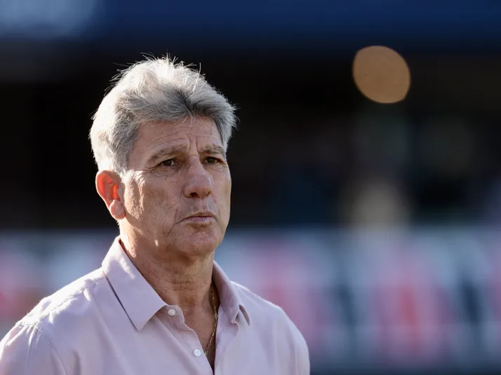 Renato Gaúcho aprova e Vasco estuda oferta por Gustavo Scarpa e Lyanco