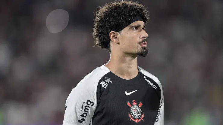 Andre Ramalho jogador do Corinthians durante partida contra o Fluminense no estadio Maracana pelo campeonato Brasileiro A 2025.