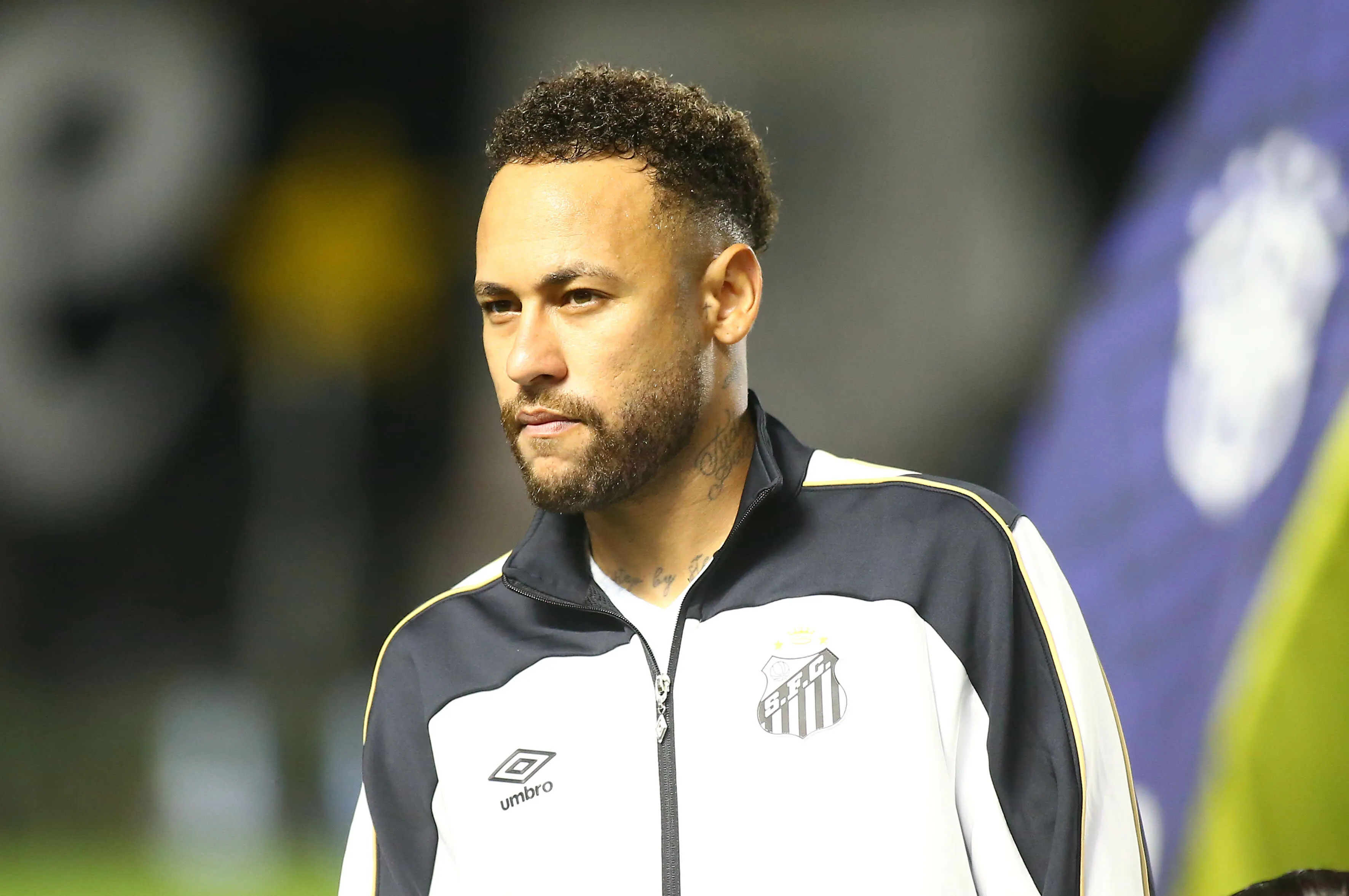 SP – SANTOS – 26/02/2026 – BRASILEIRO A 2026, SANTOS X VASCO – Neymar Jr. jogador do Santos durante aquecimento antes da partida contra o Vasco no estadio Vila Belmiro pelo campeonato Brasileiro A 2026. Foto: Mauricio De Souza/AGIF