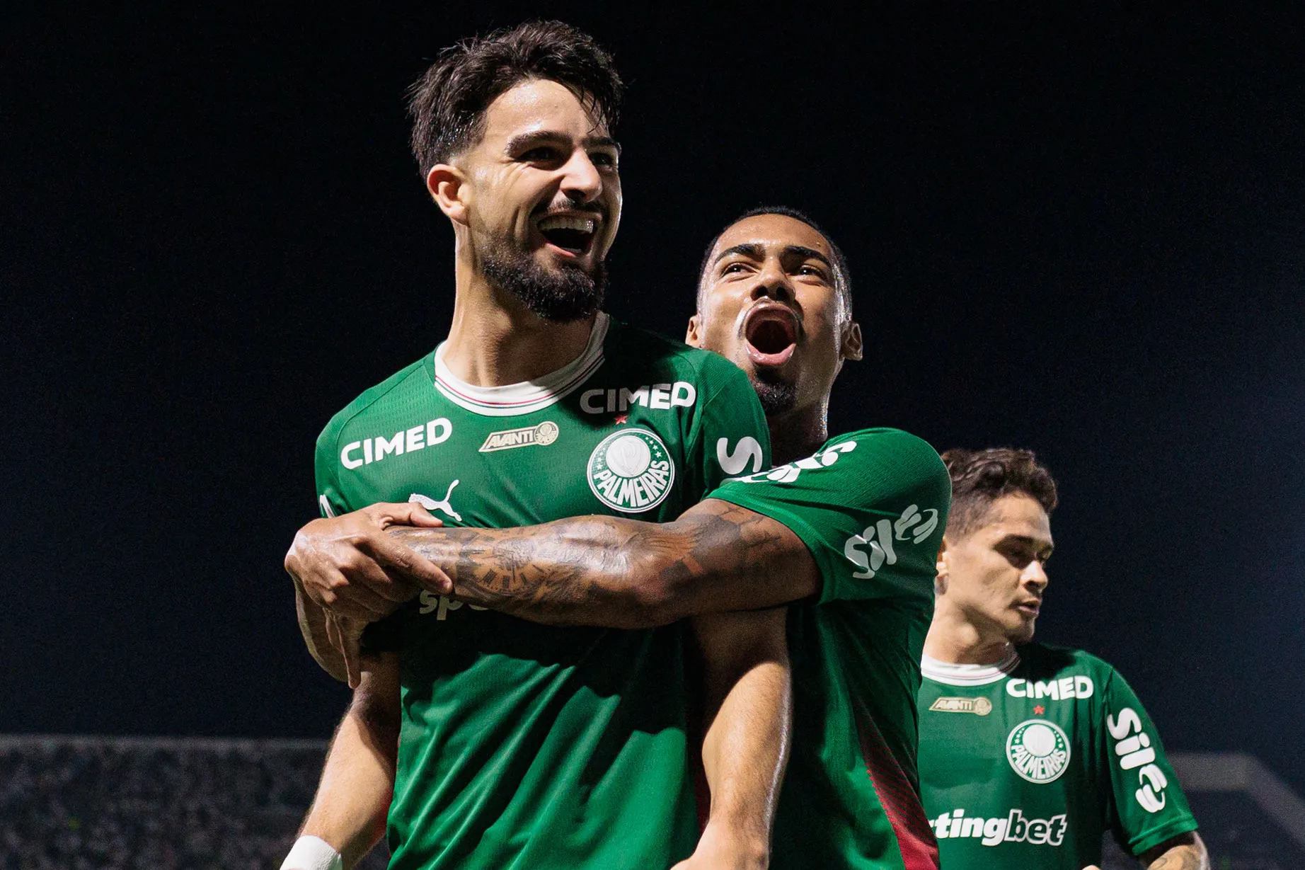 Flaco López jogador do Palmeiras comemora seu gol durante partida contra o Novorizontino no estadio Arena Barueri pelo campeonato Paulista 2026. Foto: Rapha Marques/AGIF