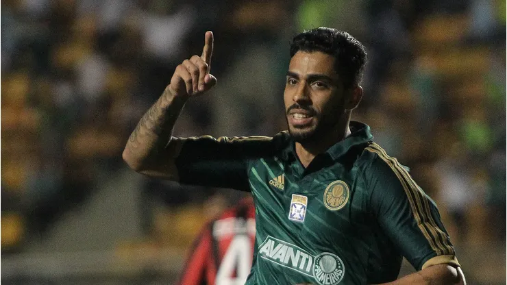 Ex-zagueiro Vilson move ação trabalhista contra o Palmeiras. Foto: Moises Nascimento/AGIF
