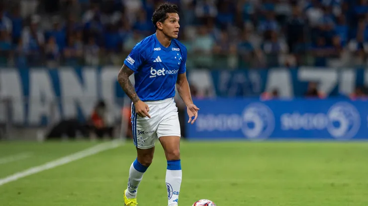 Lucas Romero, volante do Cruzeiro
