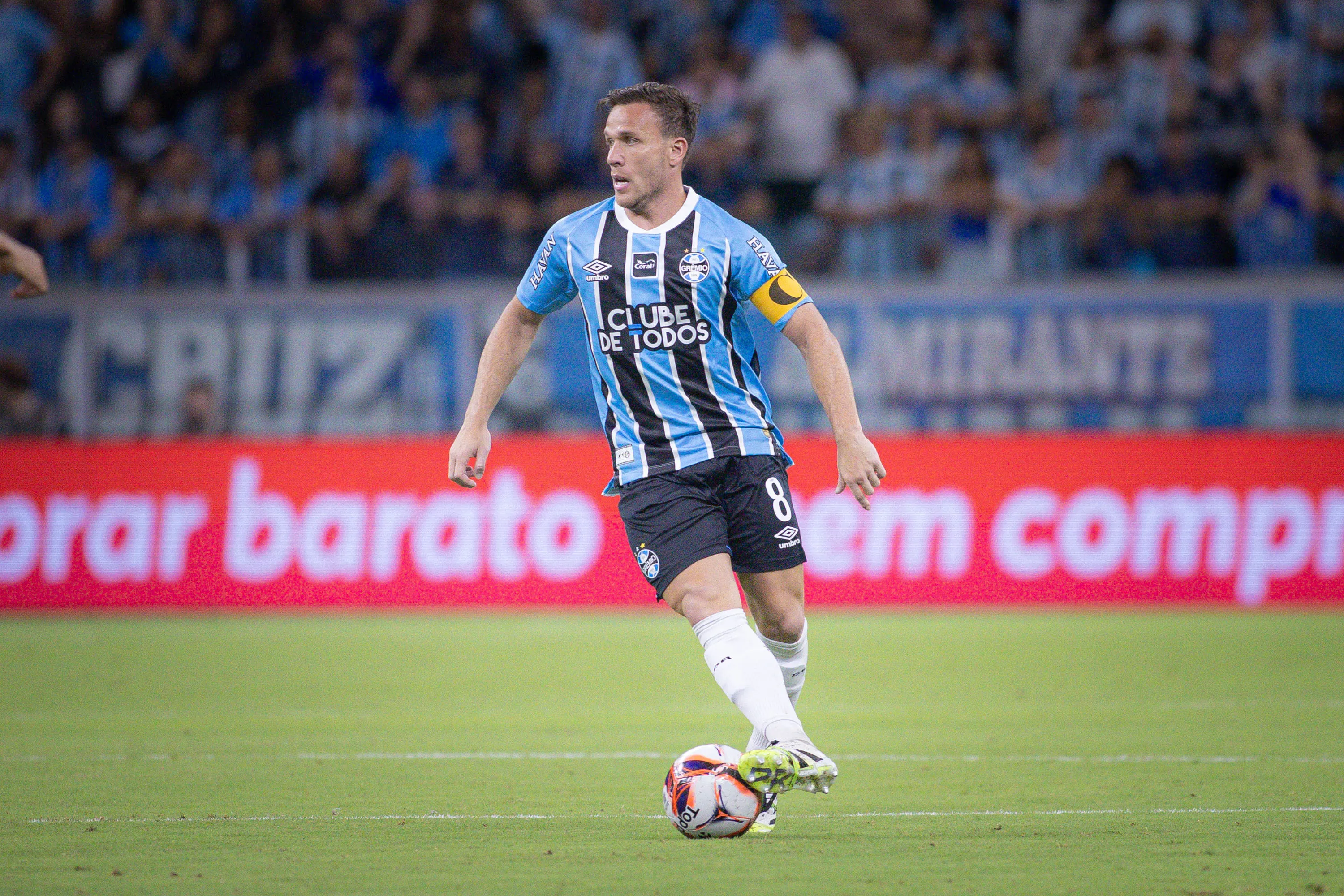 Arthur jogador do Gremio durante partida contra o Internacional no estadio Arena do Gremio pelo campeonato Gaucho 2026. Foto: Maxi Franzoi/AGIF