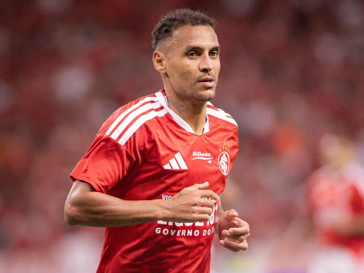 Ex-Grêmio critica postura de Alan Patrick na final do Gauchão