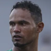 Goleiro Bruno se torna foragido da justiça