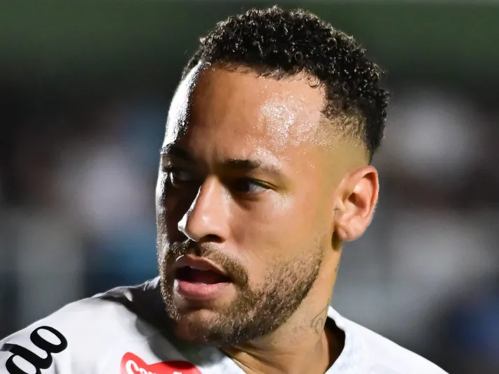 Vojvoda confirma Neymar em Santos x Corinthians