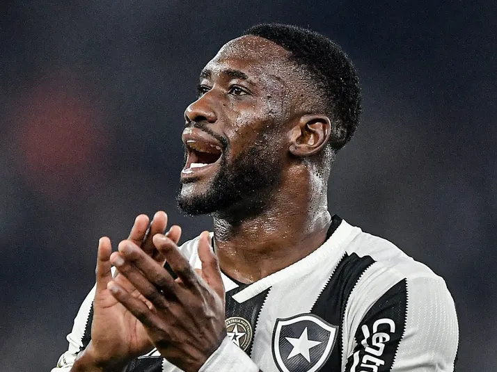 Bastos determina foco na Sul-Americana