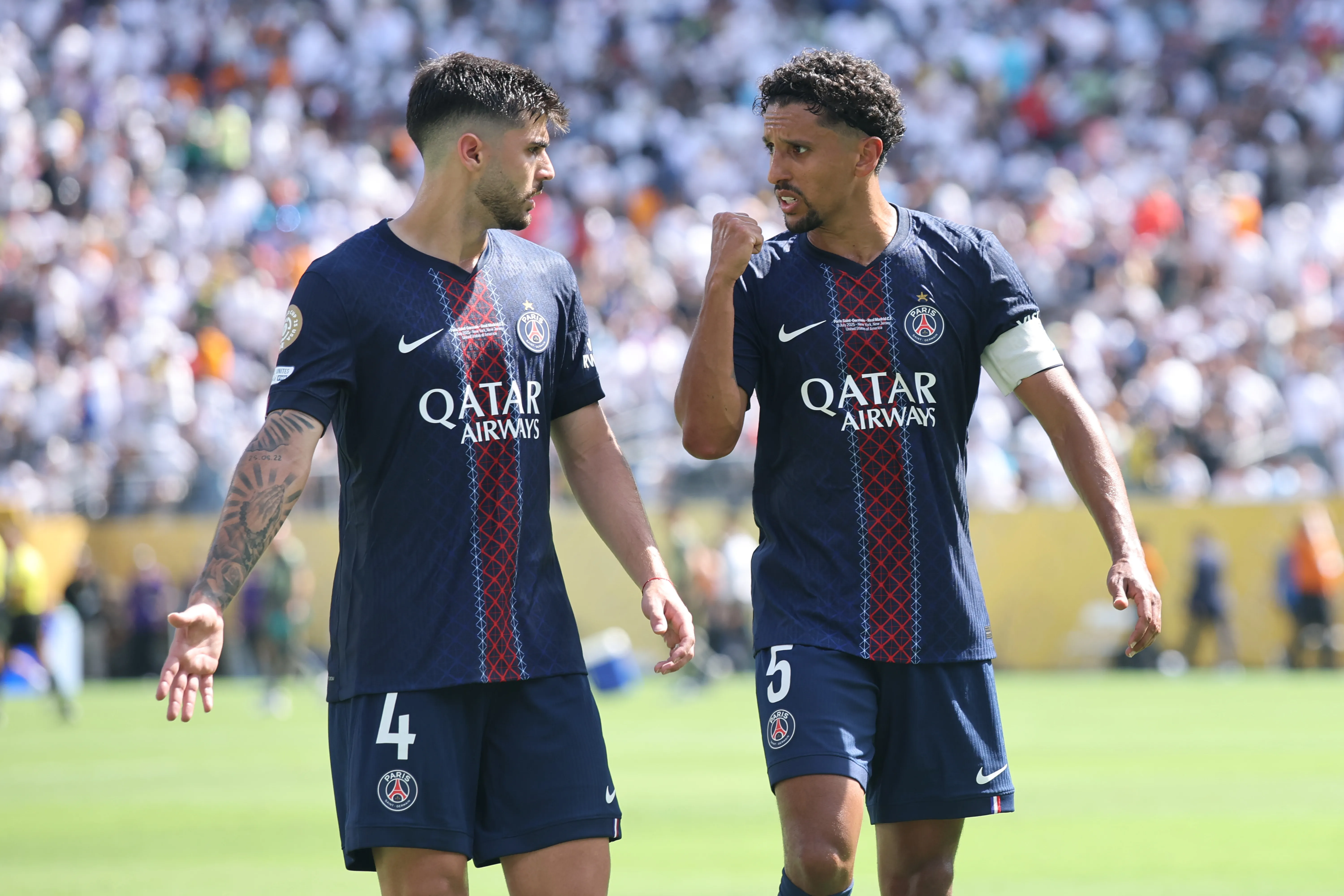 Marquinhos e Beraldo pelo Paris Saint-Germain. (Photo by Alex Grimm/Getty Images)