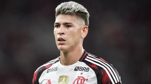 Carrascal não deve iniciar o confronto entre Flamengo x Cruzeiro. 
