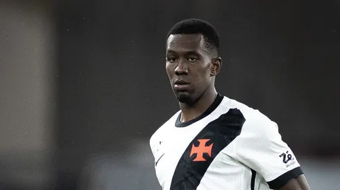 Carlos Cuesta está fora contra o Palmeiras – Foto: Matheus Lima/Vasco.
